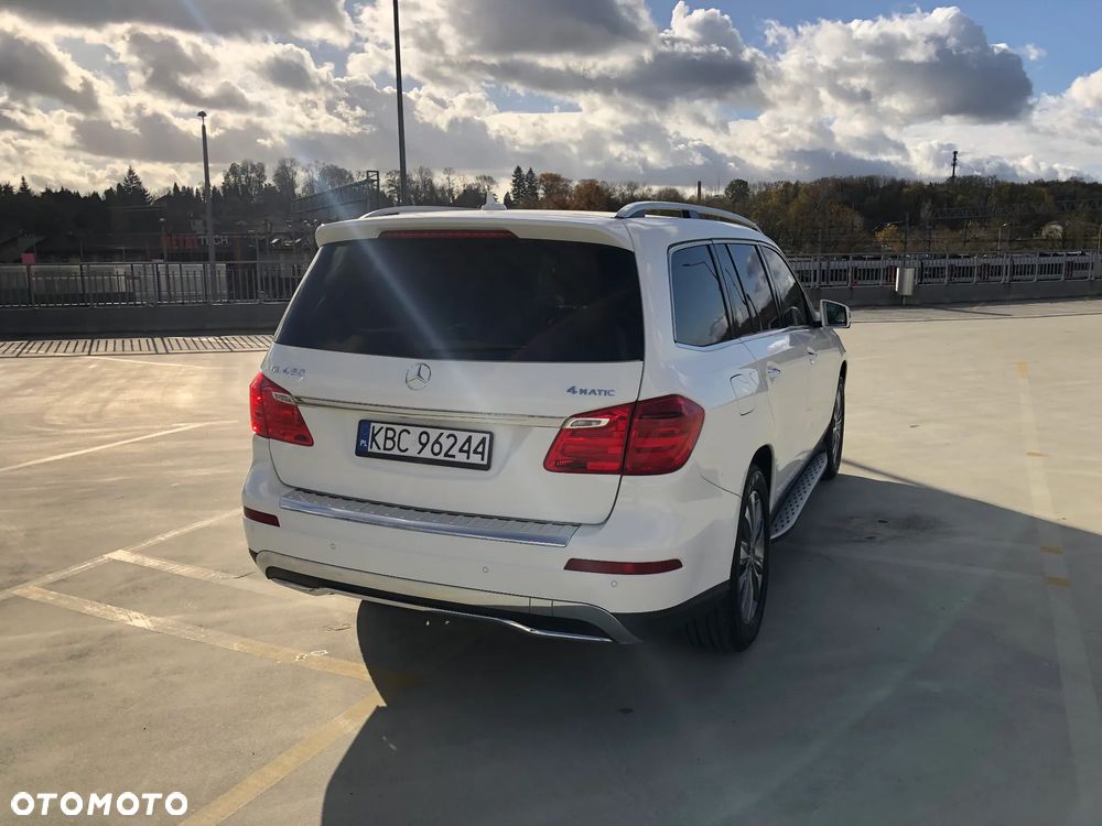 Mercedes-Benz GL 400 4Matic 7G-TRONIC - 9