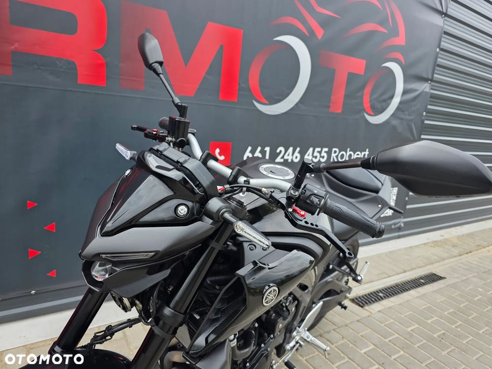 Yamaha MT - 12
