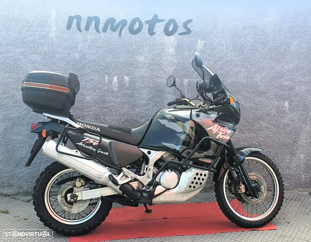 Honda XRV - 1