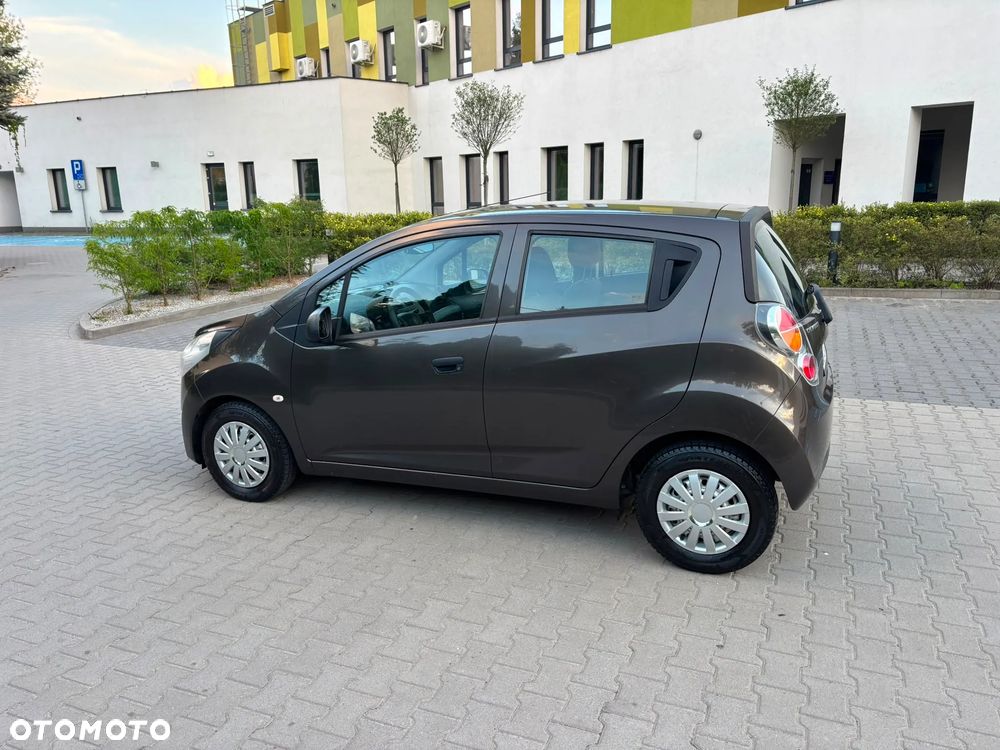 Chevrolet Spark - 21