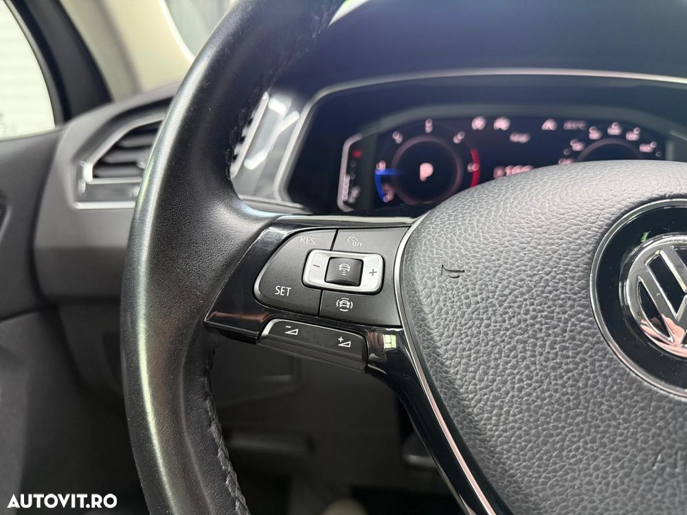 Volkswagen Tiguan 2.0 TDI 4Mot DSG Highline - 19