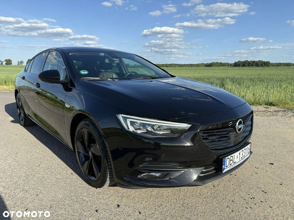 Opel Insignia 2.0 CDTI 4x4 Exclusive S&S - 3