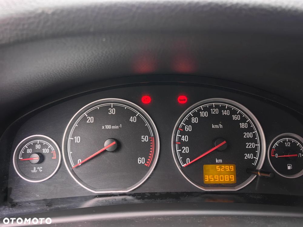 Opel Vectra 1.9 CDTI - 9