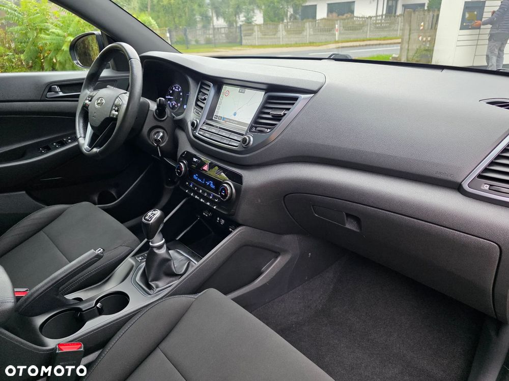 Hyundai Tucson blue 1.6 GDi 2WD Passion - 29
