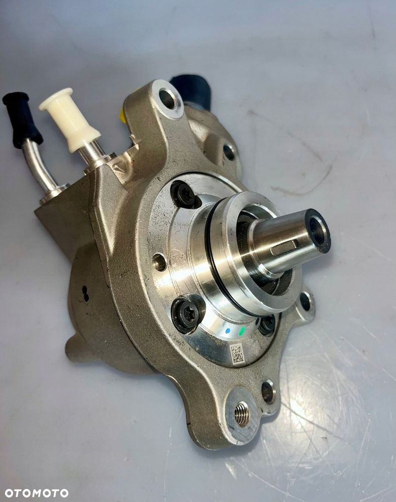 NOWA pompa wtryskowa HG9Q9B395AB CR A2C1637670080 Ford 2.0 - 1