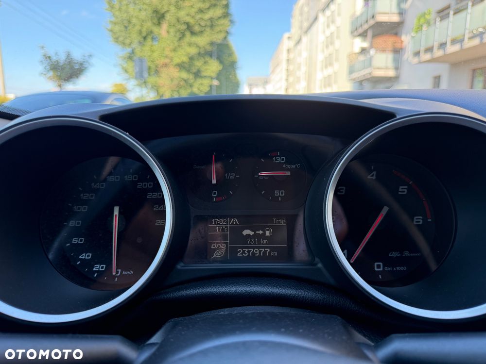 Alfa Romeo Giulietta 1.6 JTDM - 13