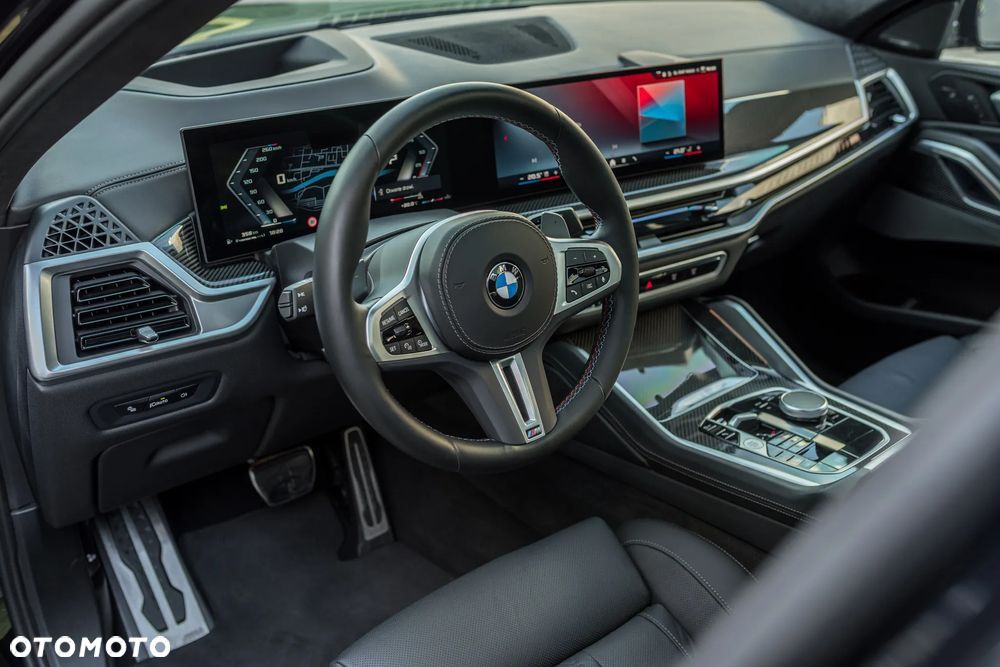 BMW X6 M50i - 30