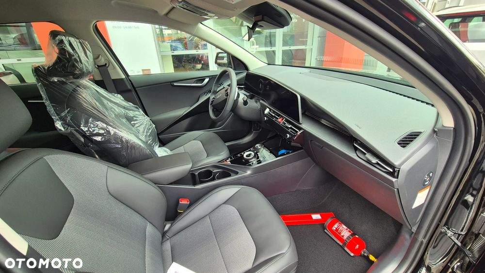 Kia Niro 1.6 GDI Hybrid Business Line - 17
