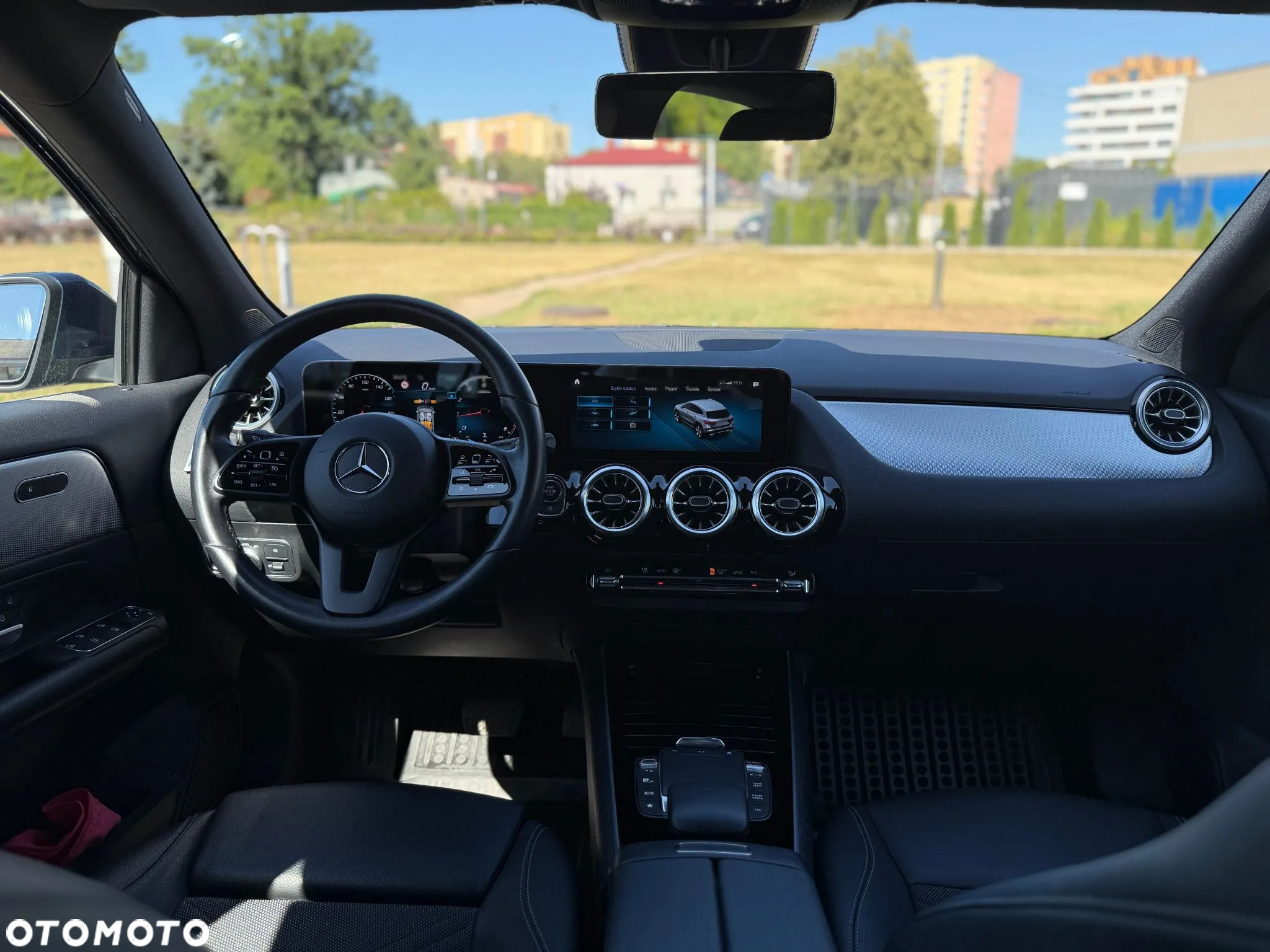 Mercedes-Benz GLA 200 Business Edition - 8