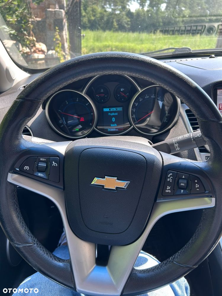 Chevrolet Cruze 1.7 D LT+ - 10