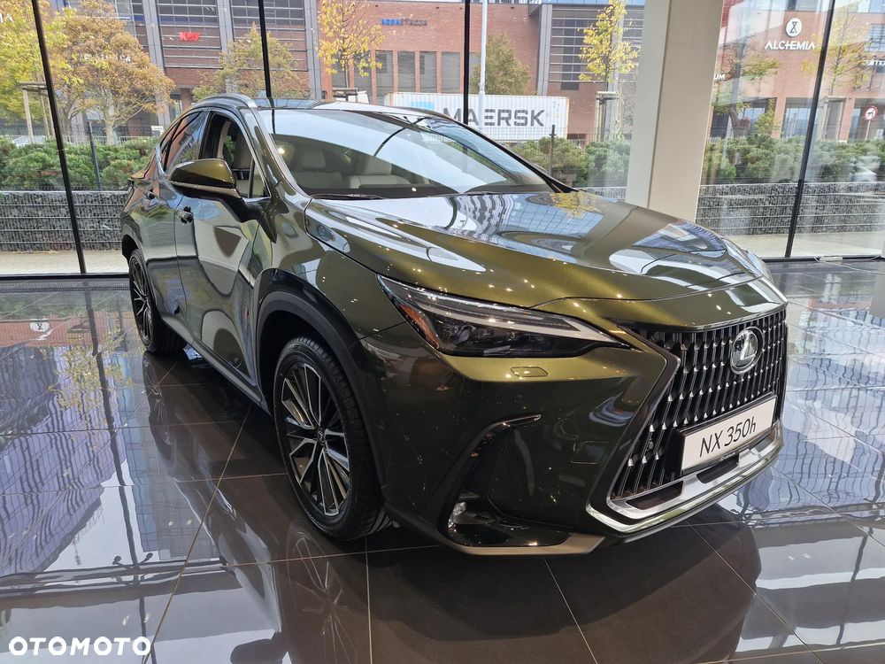 Lexus NX 350h Omotenashi AWD - 2