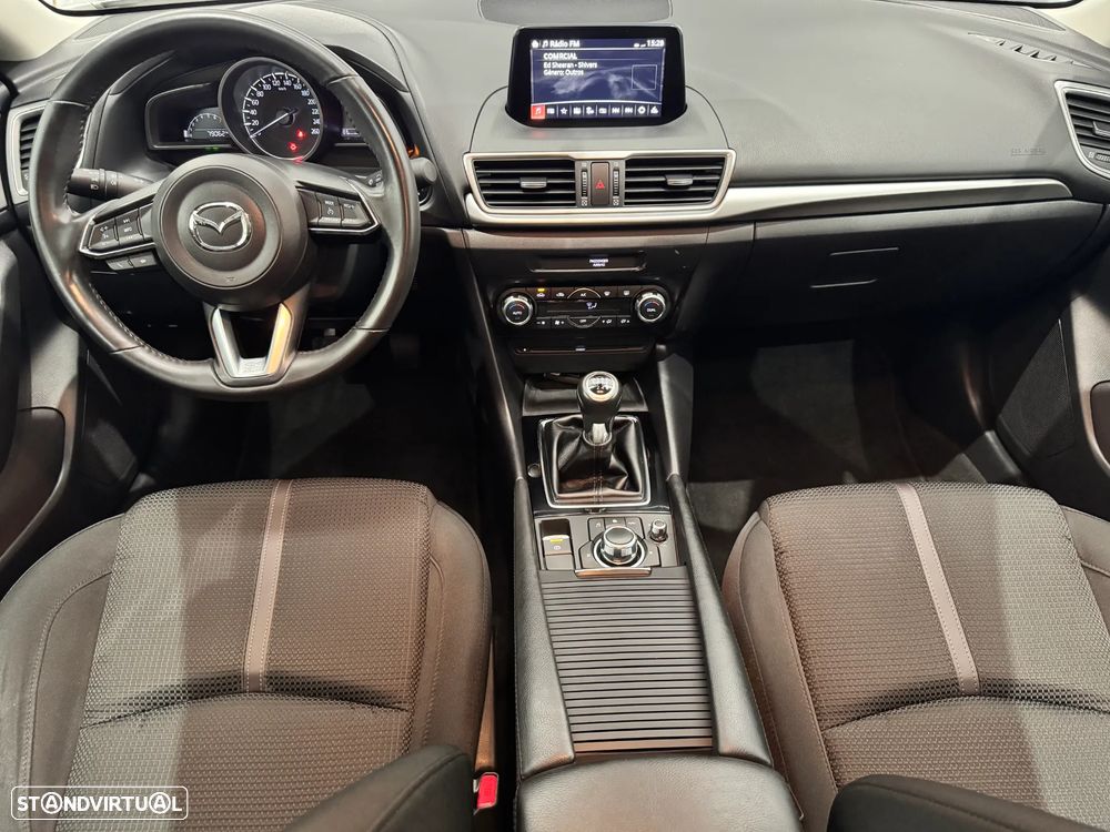 Mazda 3 1.5 Sky-G Evolve HS - 16