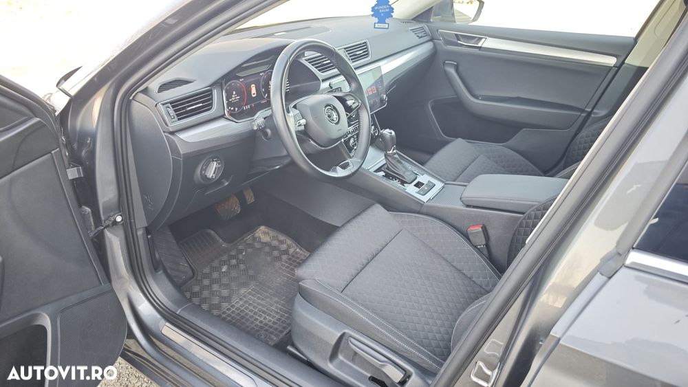 Skoda Superb 2.0 TDI DSG Ambition - 13