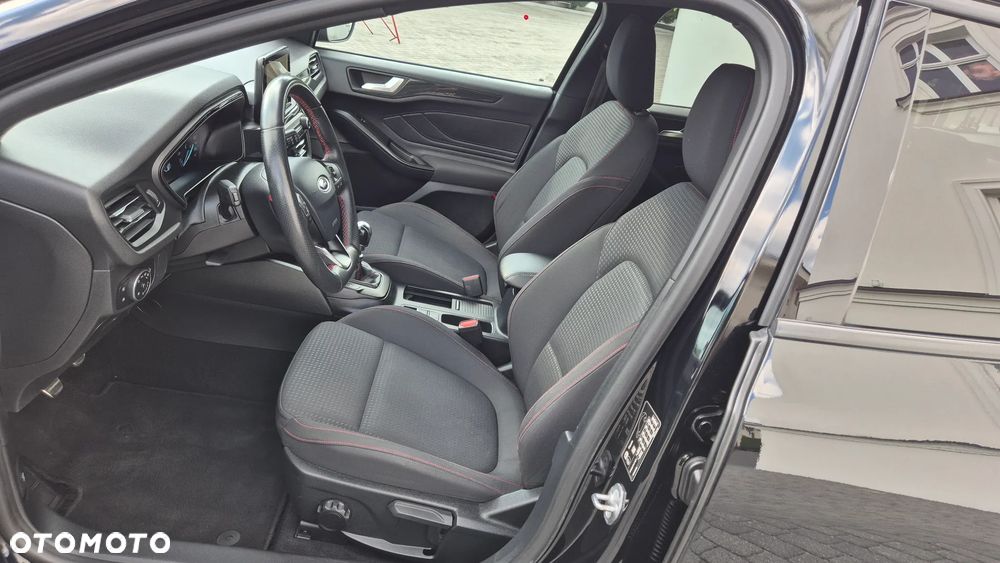 Ford Focus 2.0 EcoBlue ST-Line Business - 13