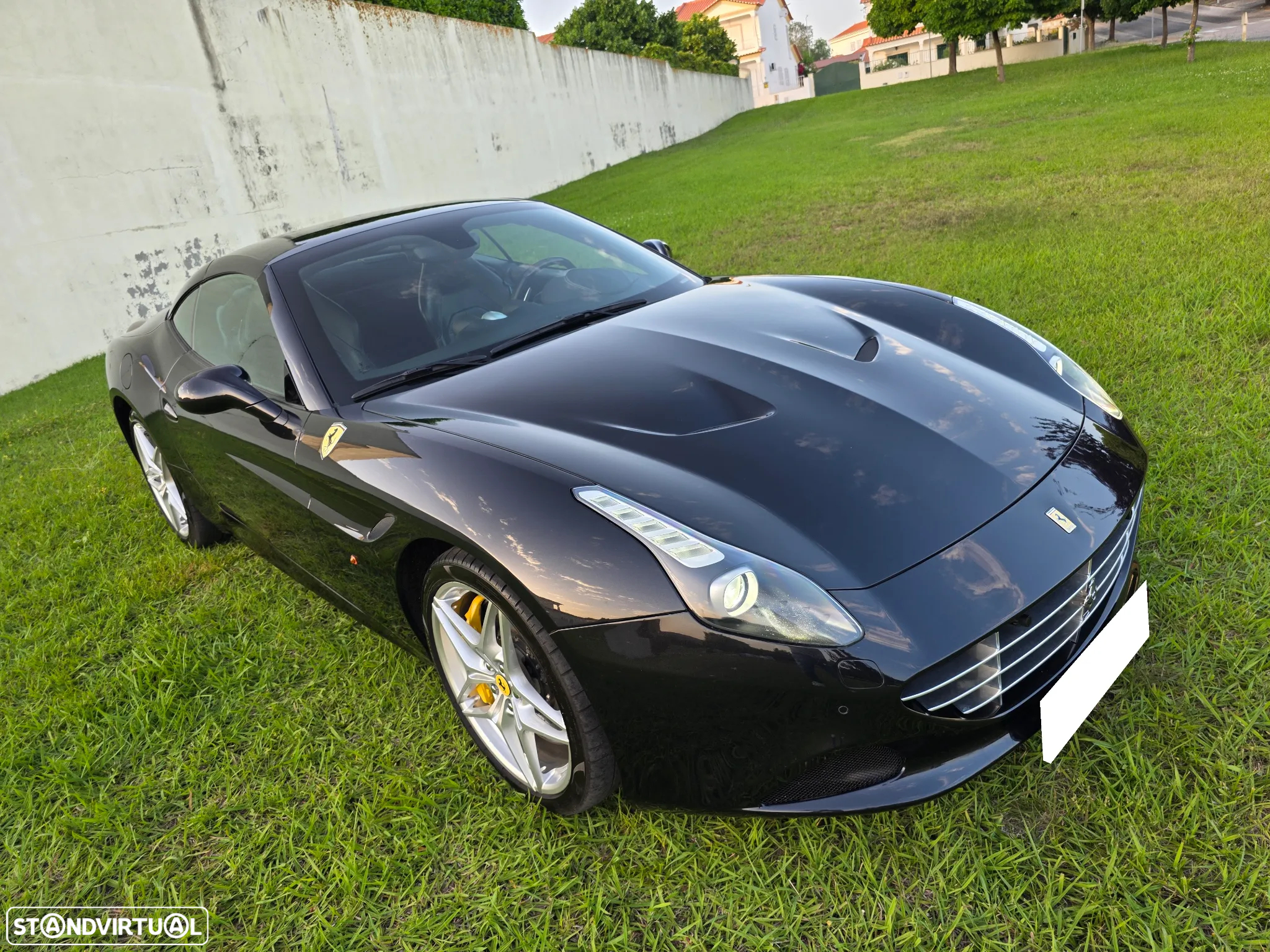 Ferrari California T - 19