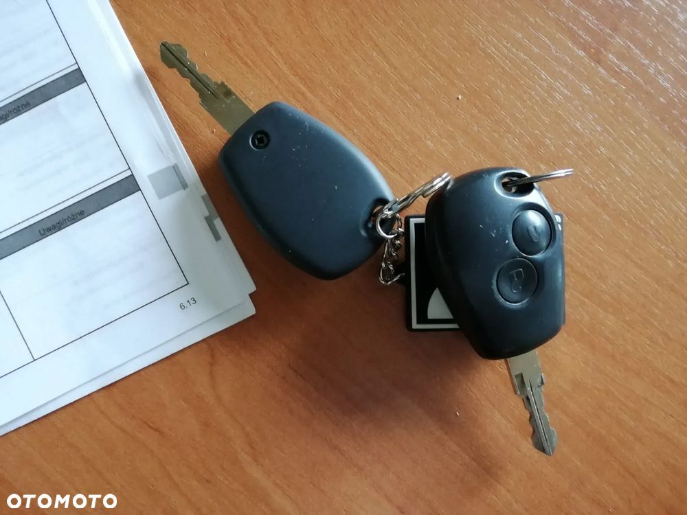 Dacia Duster 1.6 SCe S&S - 24