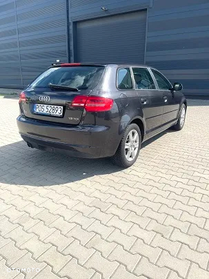 Audi A3 1.9 TDI Ambiente - 4