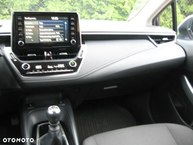 Toyota Corolla 1.6 Prestige - 13
