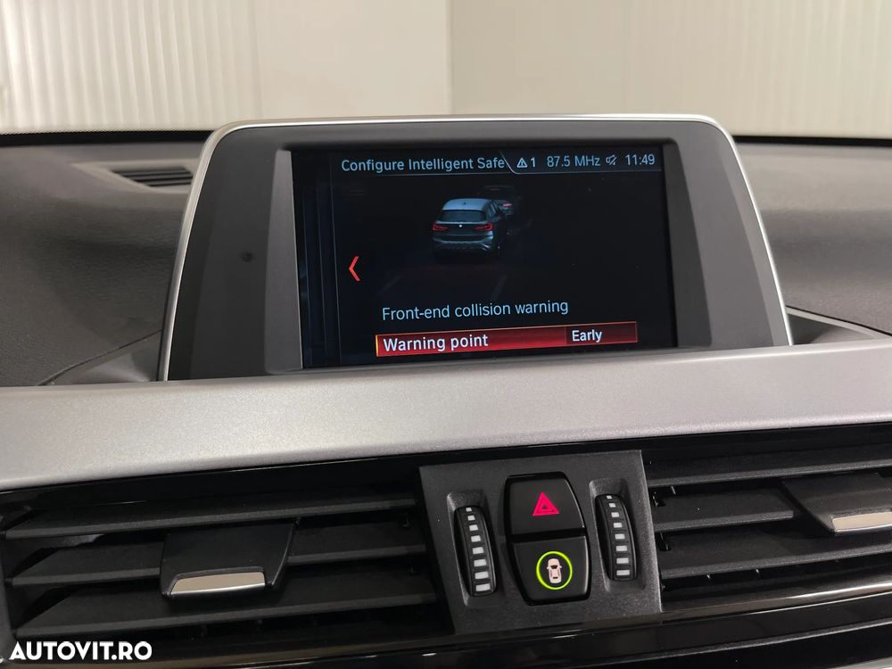 BMW X1 sDrive18i - 16