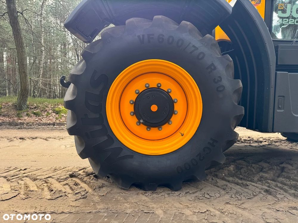 JCB Fastrac 4220 ICON | DEMO |220 KM |2022 ROK - 15