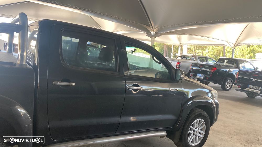 Toyota Hilux 3.0 D-4D 4WD CD Trac. +EP+Navi - 7