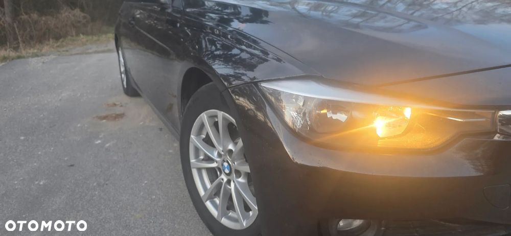 BMW Seria 3 318d Blue Performance - 6