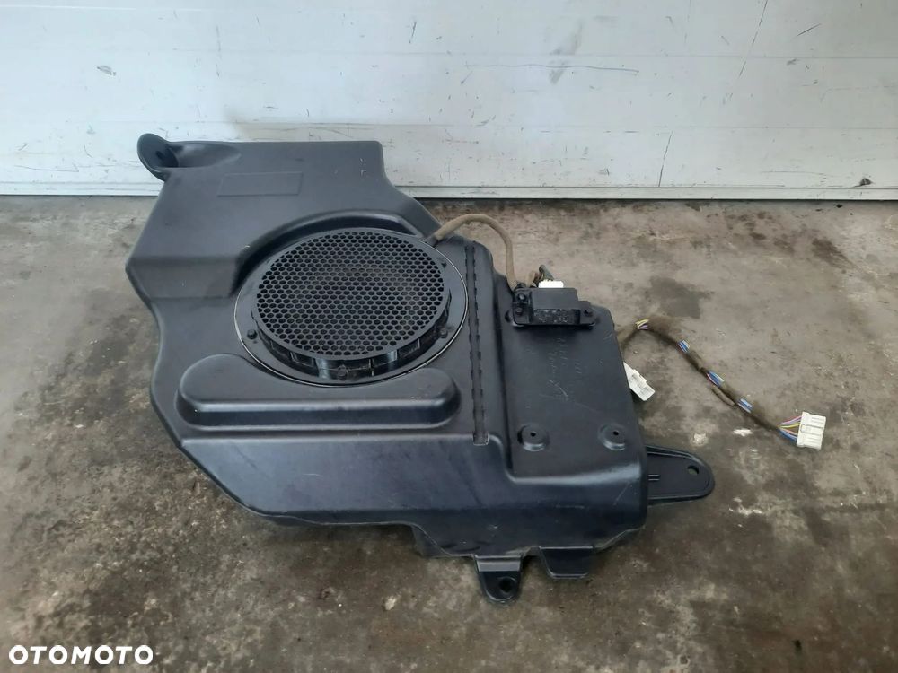 GŁOŚNIK SUBWOOFER 05064979AA JEEP COMPASS I 05064979AA - 2