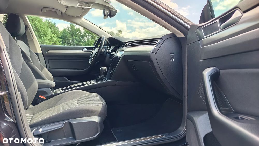 Volkswagen Arteon 2.0 TDI SCR DSG Elegance - 32