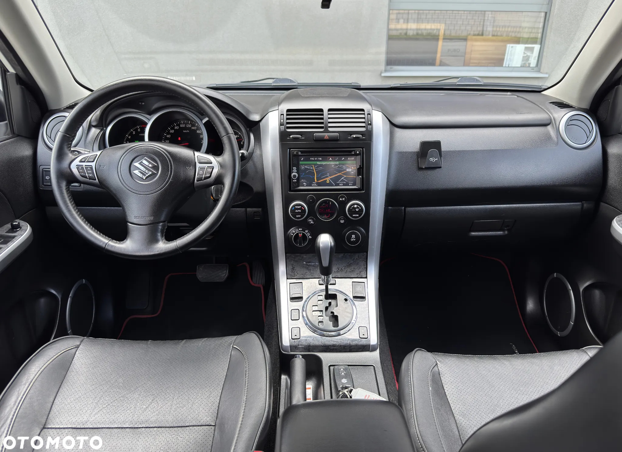 Suzuki Grand Vitara 2.4 Premium EU5 - 30
