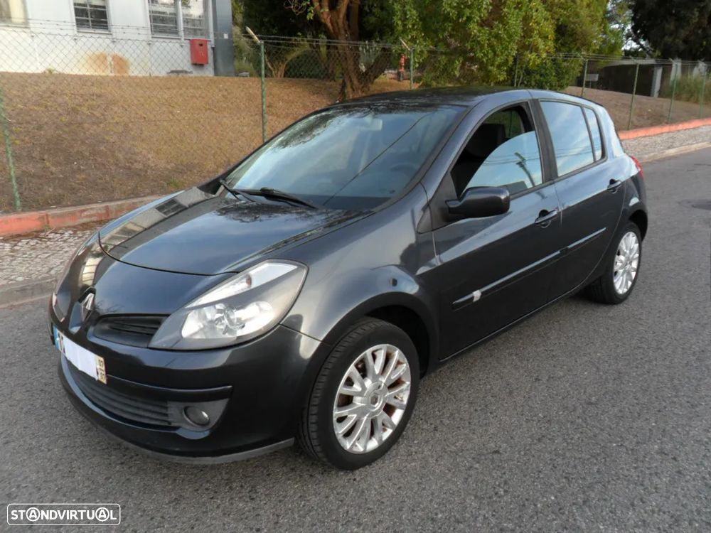Renault Clio 1.2 16V Dynamique Luxe - 2