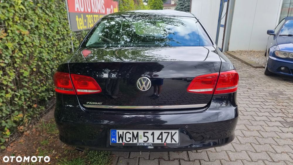 Volkswagen Passat - 30