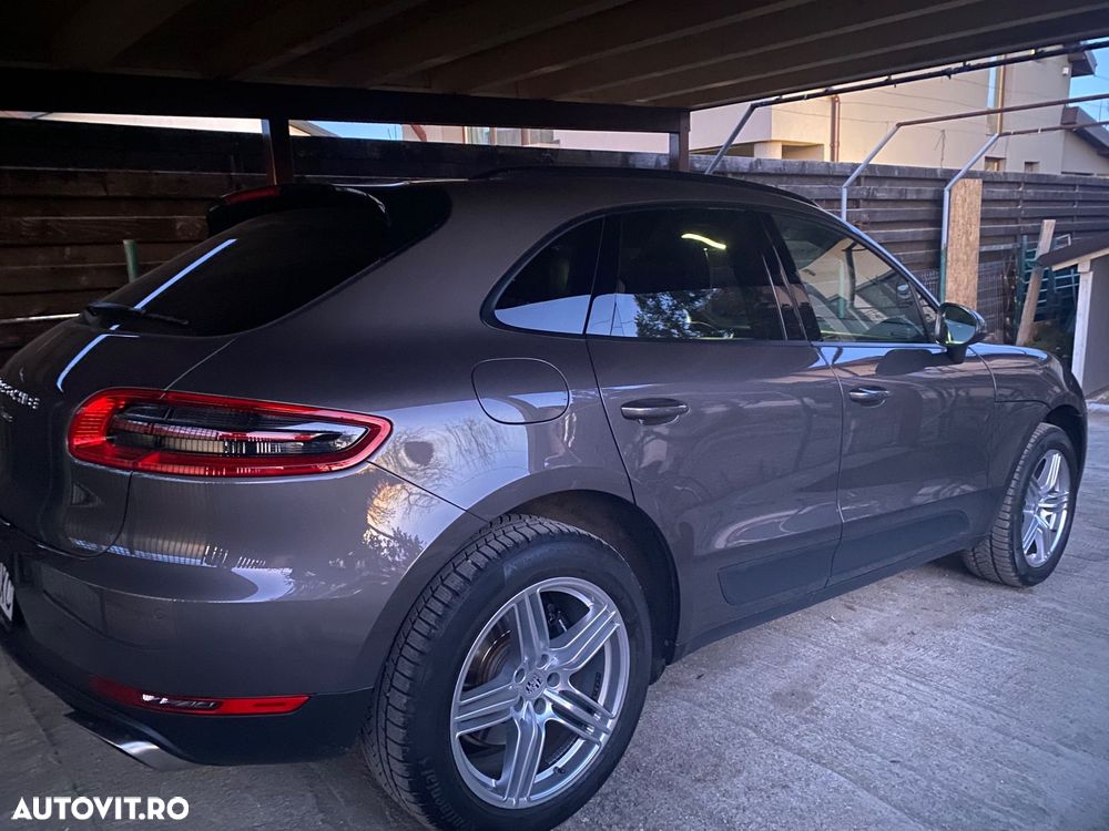 Porsche Macan Standard - 3