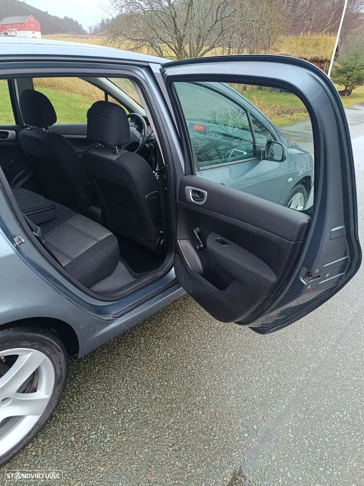 Peugeot 307 1.6 HDi Executive - 4