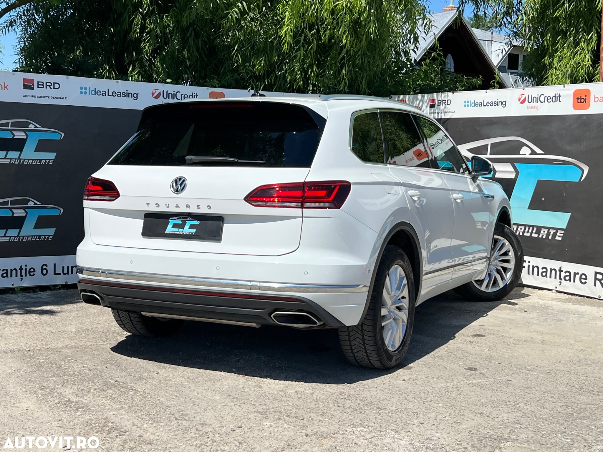 Volkswagen Touareg 3.0 V6 TDI 4Motion DPF Automatik Elegance - 4