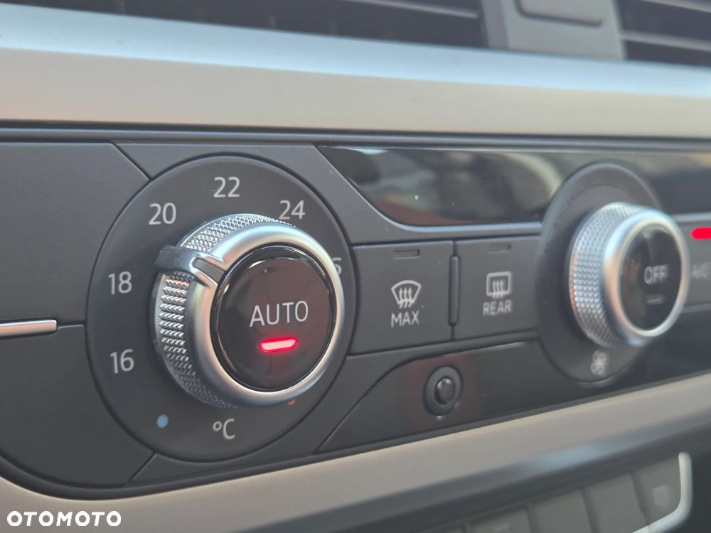 Audi A4 Avant 30 TDI mHEV Advanced S tronic - 27