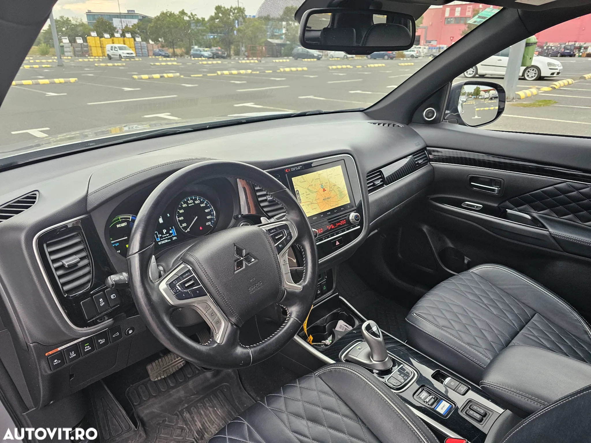 Mitsubishi Outlander - 6