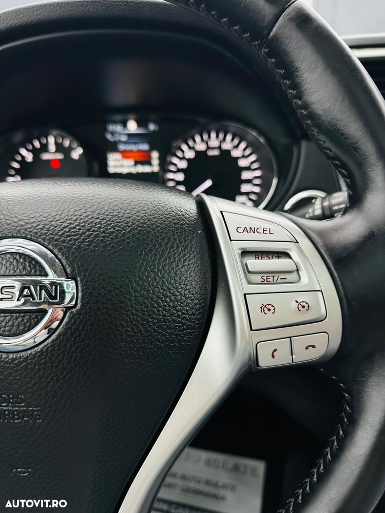 Nissan Qashqai 1.5 DCI TEKNA - 31