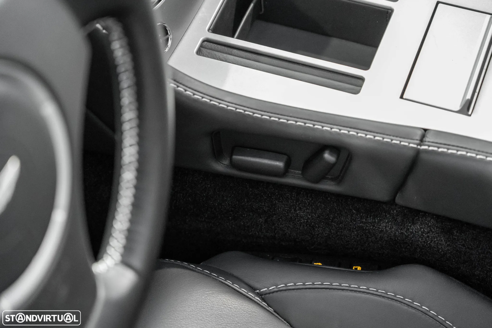 Aston Martin Vantage Roadster V8 S Sportshift - 24