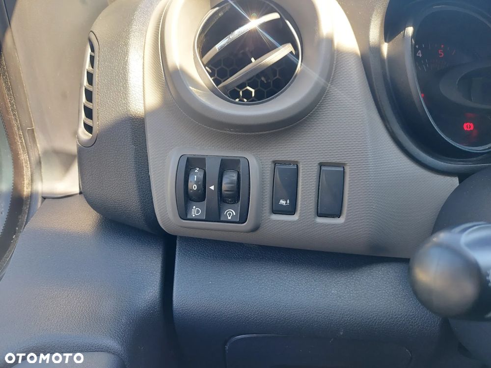 Renault Trafic - 17