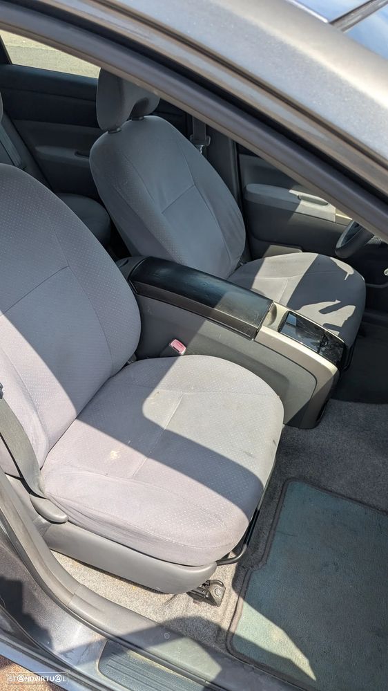 Toyota Prius 1.5 VVT-i HSD Sol - 13