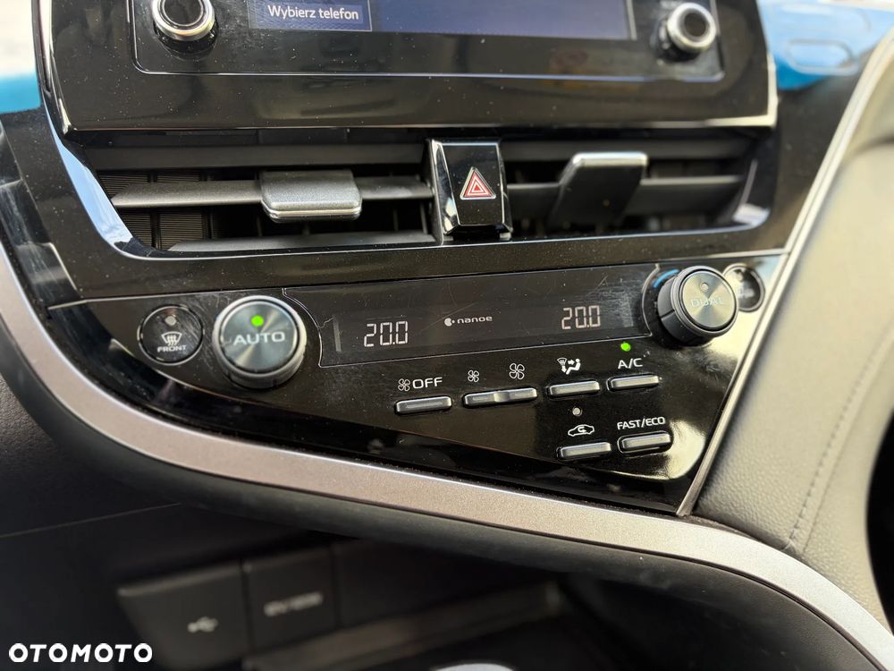 Toyota Camry 2.5 Hybrid Comfort CVT - 13