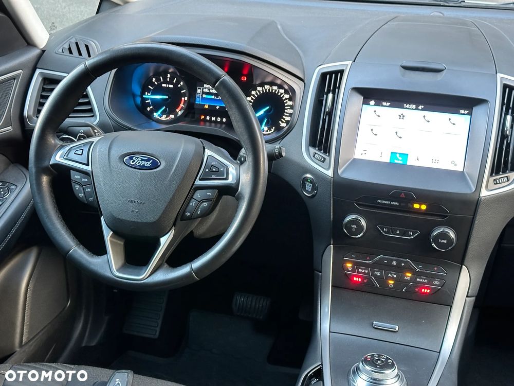 Ford S-Max 2.0 TDCi Trend - 25