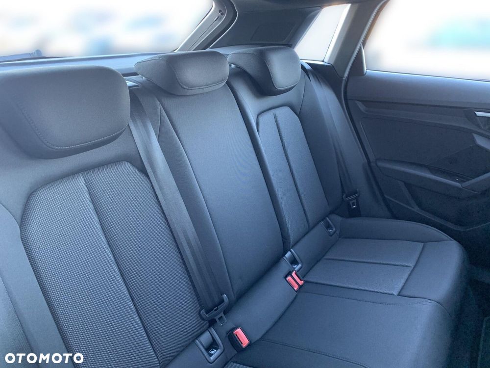 Audi A3 Sportback - 16