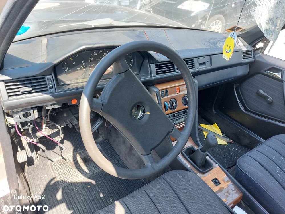 Zderzak MERCEDES 124 92R lampy,drzwi,klapa.... - 6