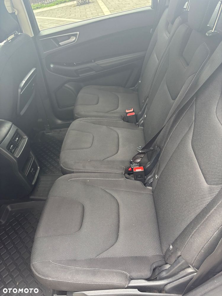 Ford S-Max - 14