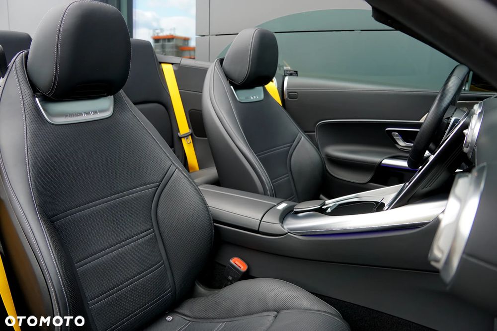 Mercedes-Benz SL AMG 63 4-Matic+ - 31