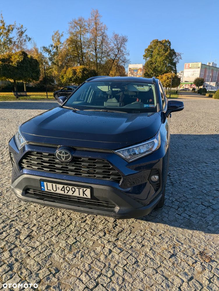 Toyota RAV4 - 8