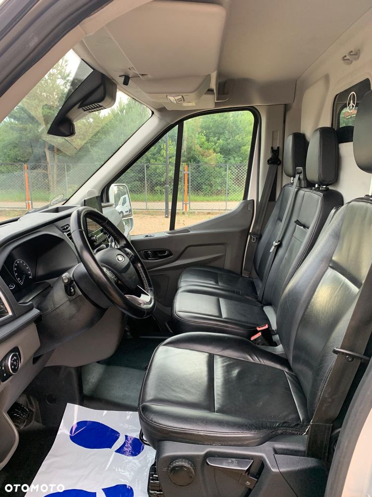 Ford Transit - 23