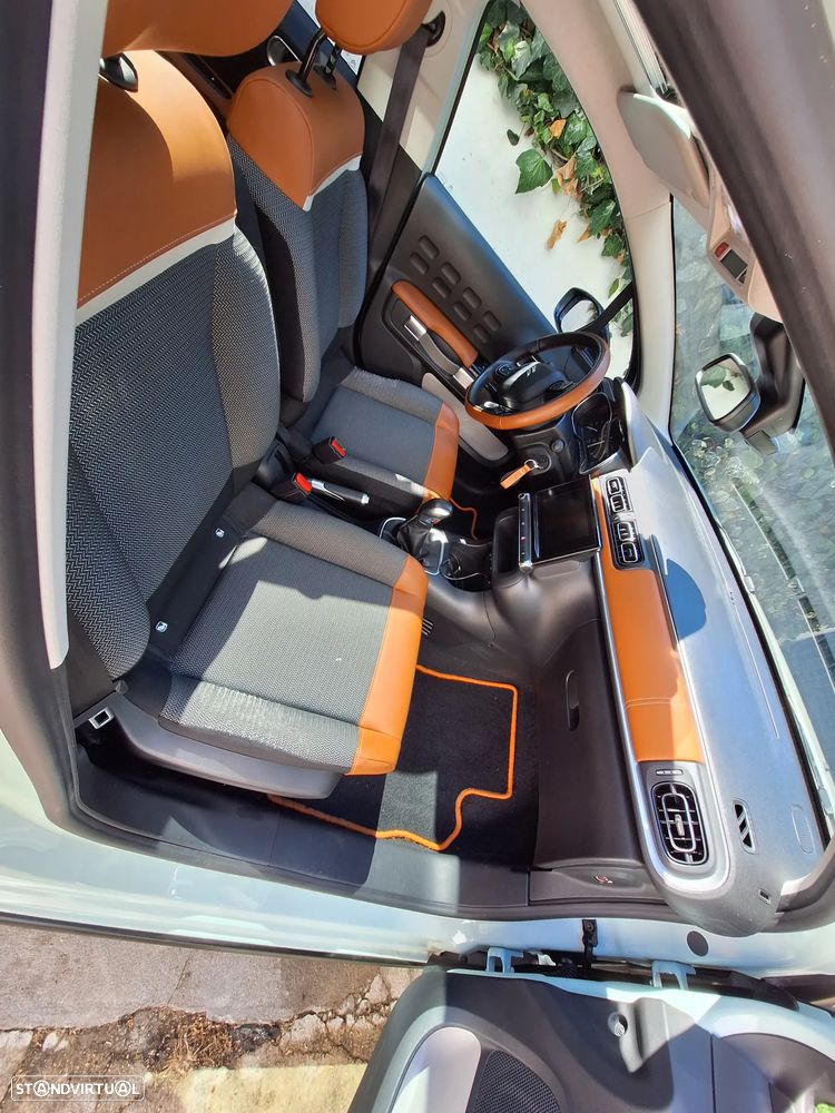 Citroën C3 1.2 PureTech Shine - 10