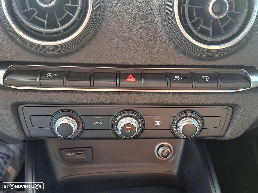 Audi A3 Sportback 1.6 TDI S-line - 41